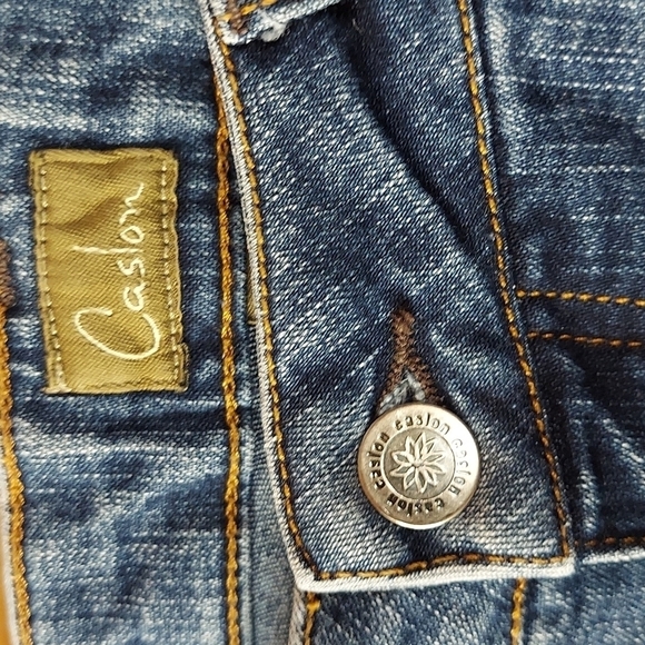 Caslon Jeans - Picture 3 of 7
